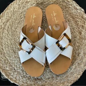 Mila Paoli leather slides with tortoise and gold tone buckle. Size 9